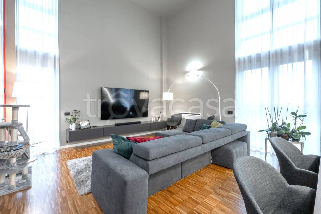 appartamento in vendita a Milano in zona Rogoredo