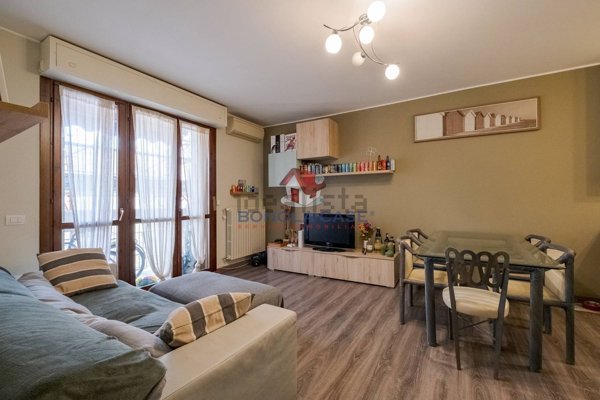 appartamento in vendita a Milano in zona Trenno