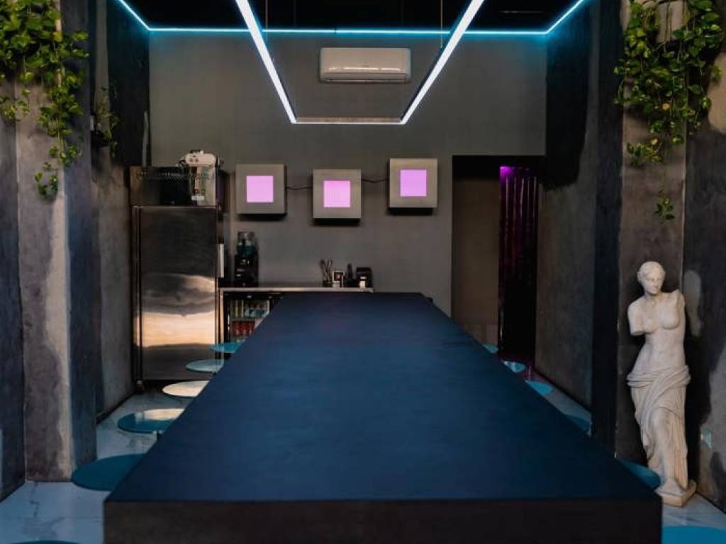 negozio in vendita a Milano in zona Lambrate