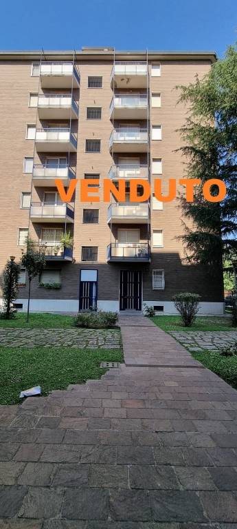 appartamento in vendita a Milano in zona Loreto