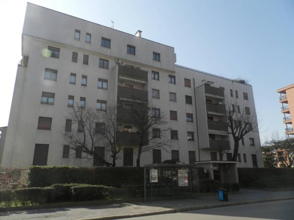 appartamento in vendita a Milano in zona Garegnano