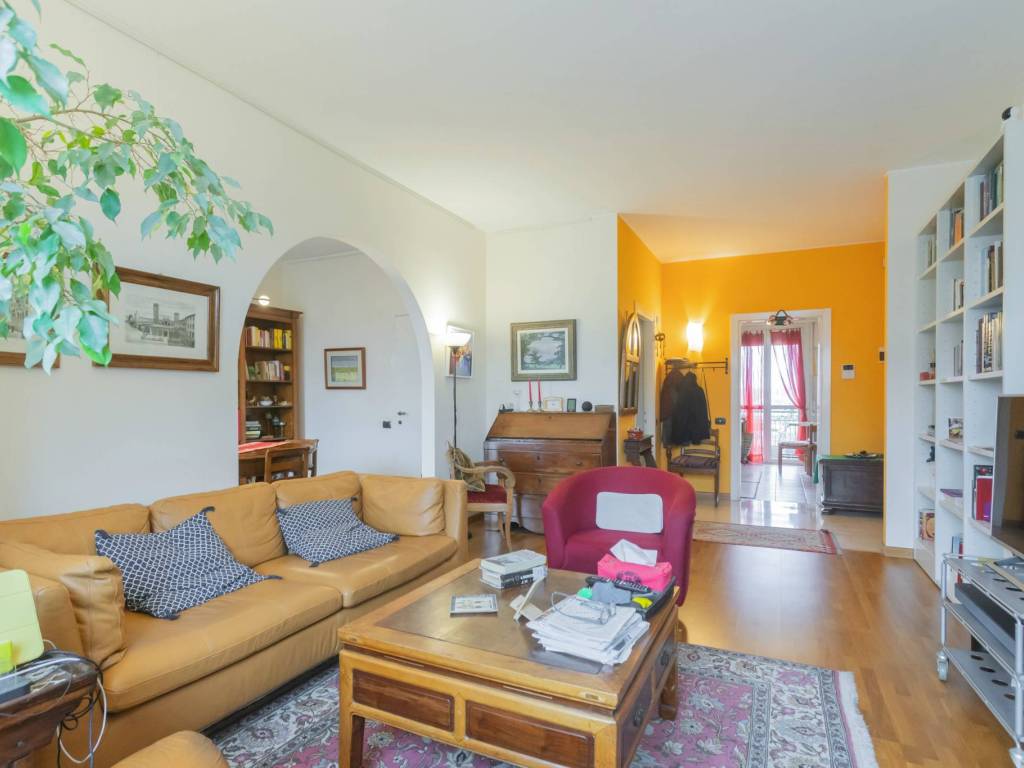 appartamento in vendita a Milano in zona Gorla