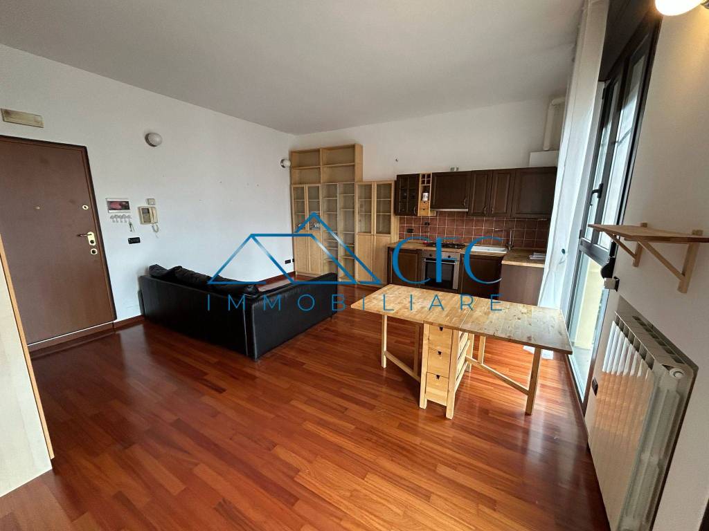 appartamento in vendita a Milano in zona Dergano