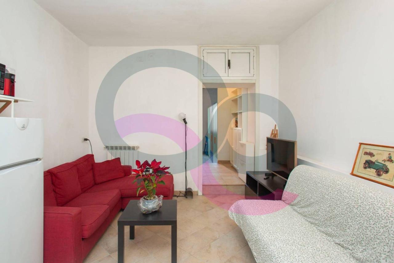 appartamento in vendita a Milano in zona Bullona
