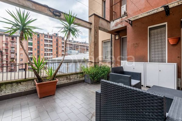 appartamento in vendita a Milano in zona Porta Genova