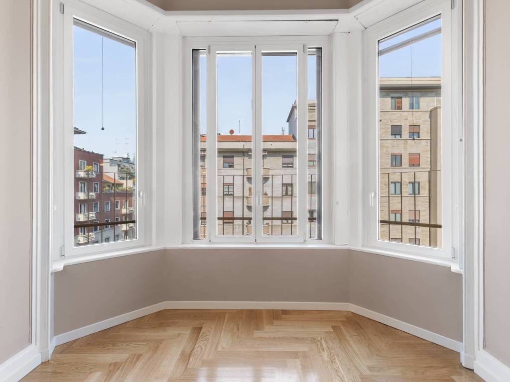 appartamento in vendita a Milano in zona Sempione