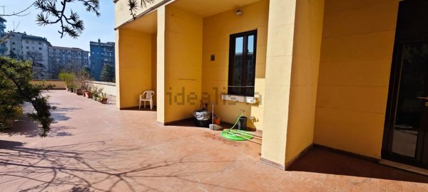 appartamento in vendita a Milano in zona Il Portello