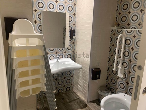 ufficio in vendita a Milano in zona San Siro