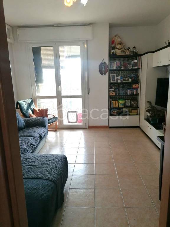 appartamento in vendita a Milano in zona Gallaratese