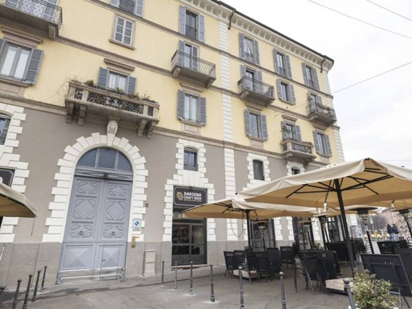appartamento in vendita a Milano in zona Porta Genova