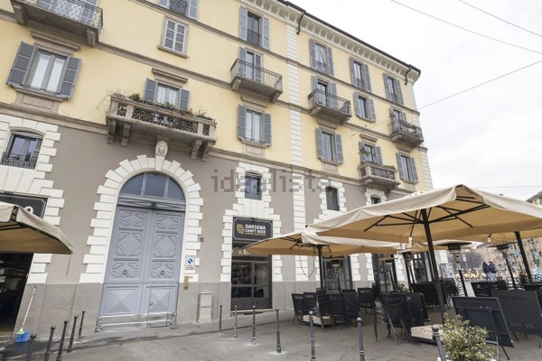 appartamento in vendita a Milano in zona Porta Genova