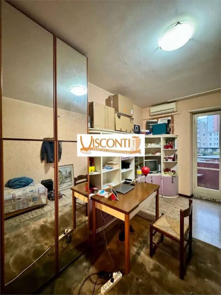appartamento in vendita a Milano in zona Montalbino