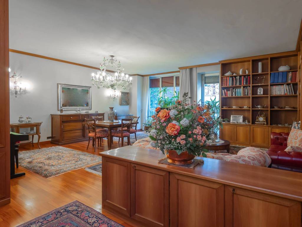 appartamento in vendita a Milano in zona Città Studi