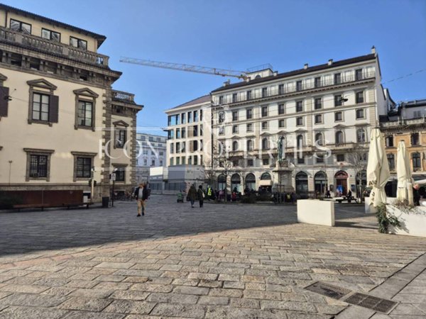 ufficio in vendita a Milano in zona Brera