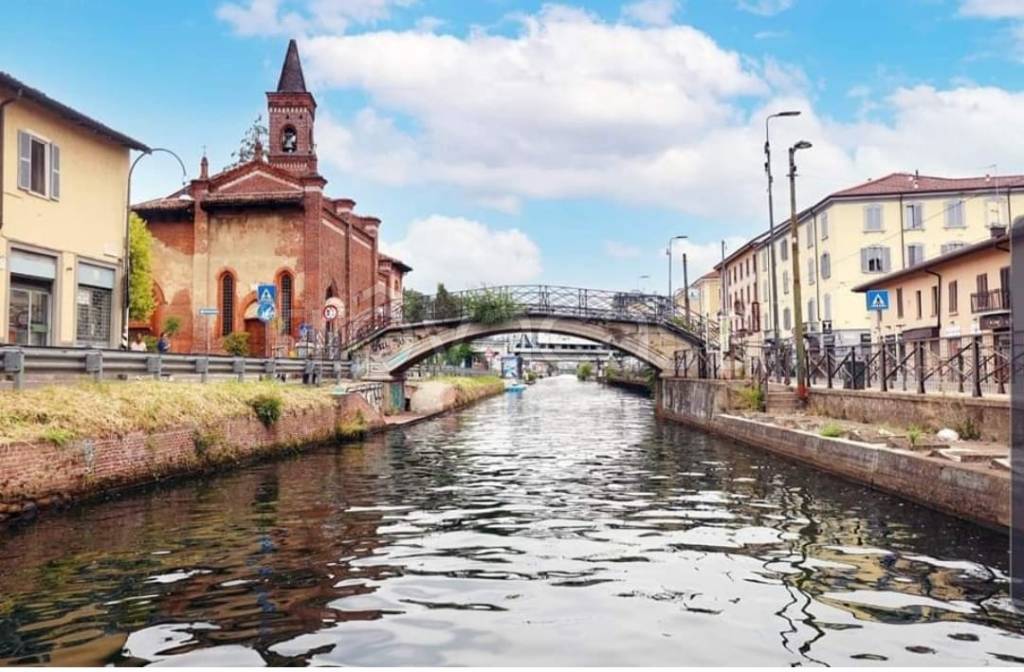 appartamento in vendita a Milano in zona Barona