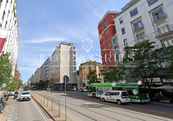 negozio in vendita a Milano in zona Porta Vittoria