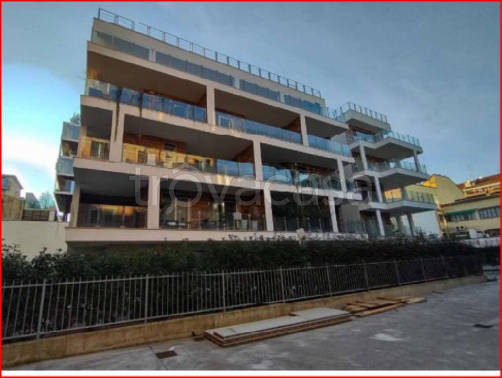appartamento in vendita a Milano in zona Solari