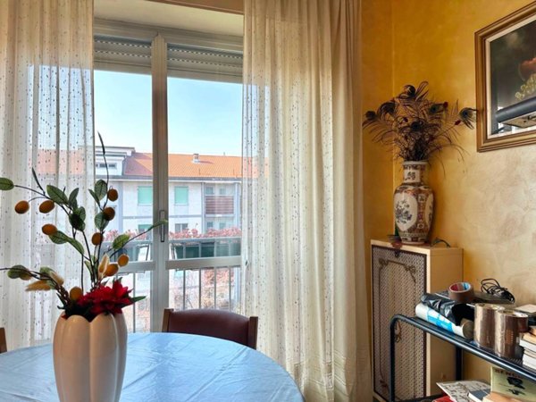 appartamento in vendita a Milano in zona Forlanini