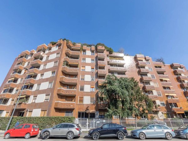 appartamento in vendita a Milano in zona Vigentino