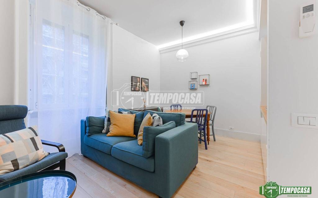 appartamento in vendita a Milano in zona Porta Nuova