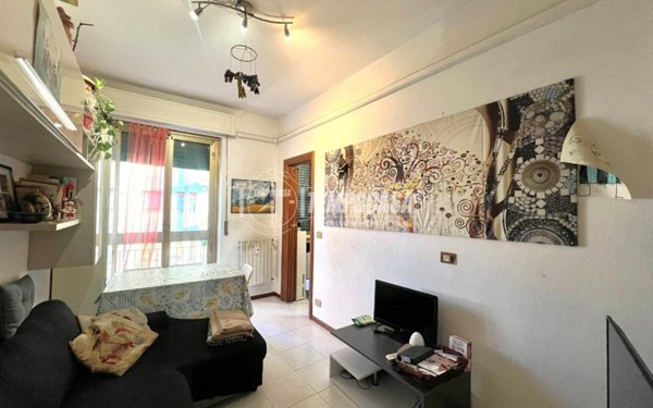 appartamento in vendita a Milano in zona Rottole