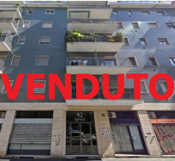 appartamento in vendita a Milano in zona Cascina dei Pomi