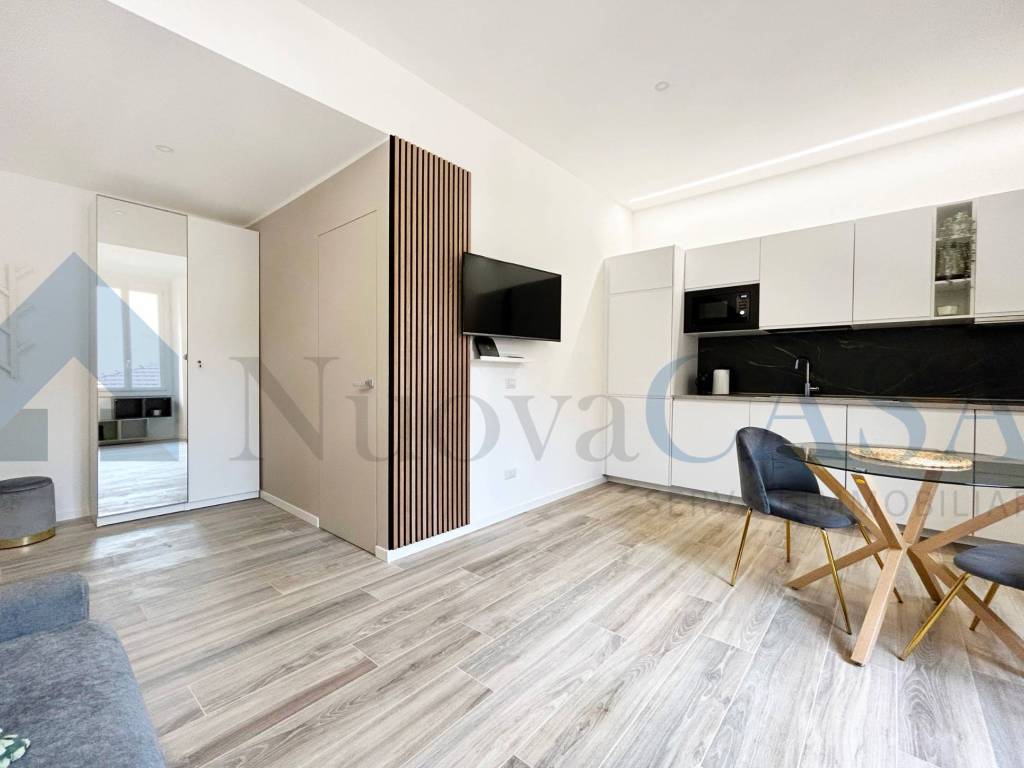 appartamento in vendita a Milano in zona Porta Genova
