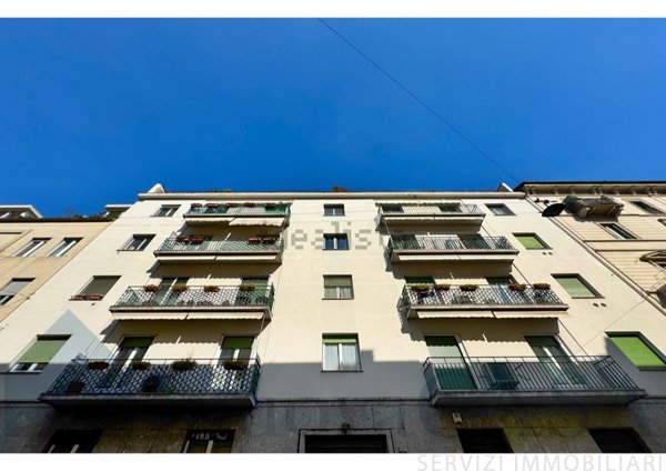 appartamento in vendita a Milano in zona Porta Genova