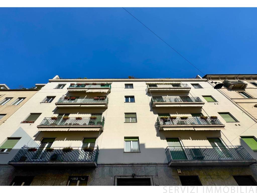 appartamento in vendita a Milano in zona Porta Genova