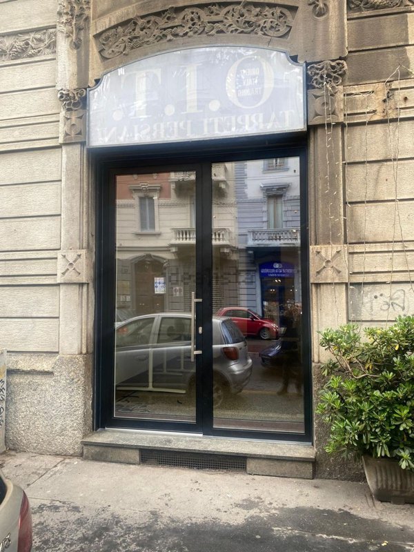 negozio in vendita a Milano