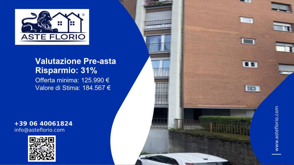 appartamento in vendita a Milano in zona Gallaratese