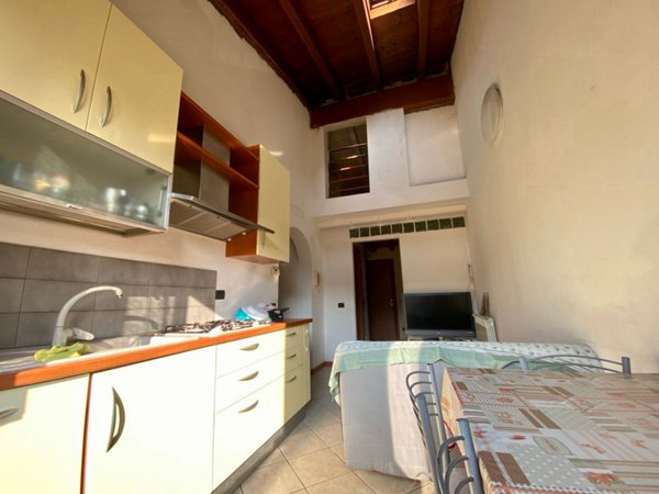appartamento in vendita a Milano in zona Baggio