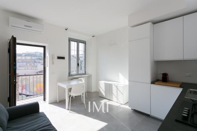 appartamento in vendita a Milano in zona Porta Genova