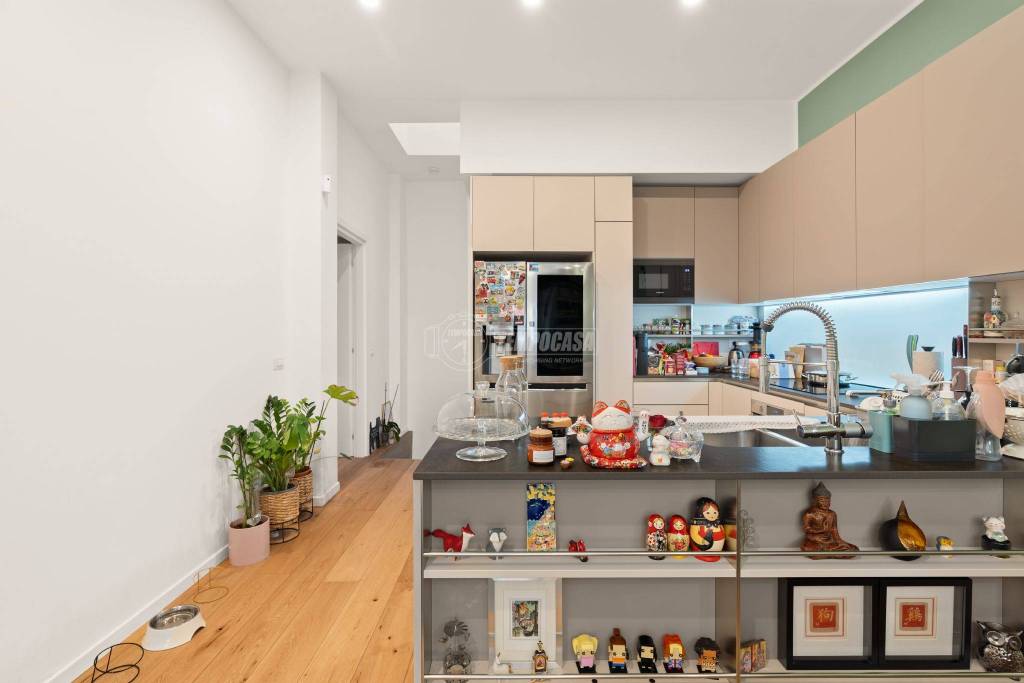 appartamento in vendita a Milano in zona XXII Marzo
