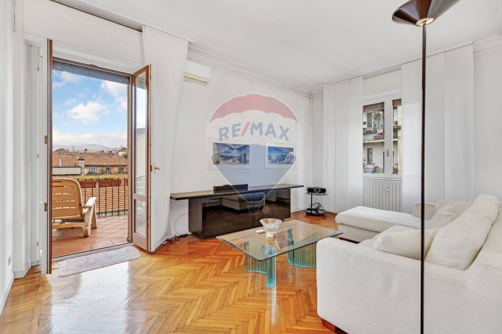 appartamento in vendita a Milano in zona Loreto