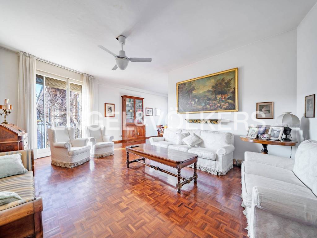 appartamento in vendita a Milano in zona Solari