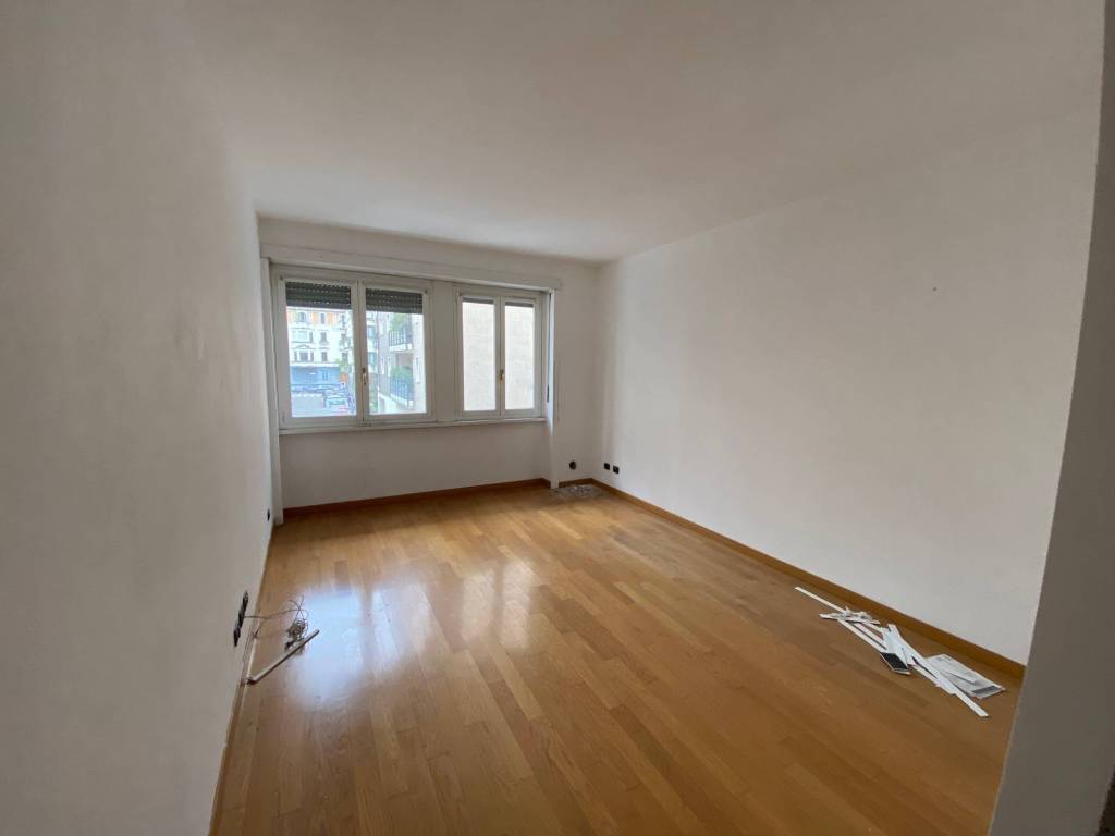 appartamento in vendita a Milano in zona Centro Direzionale