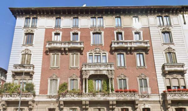 appartamento in vendita a Milano in zona Cadorna