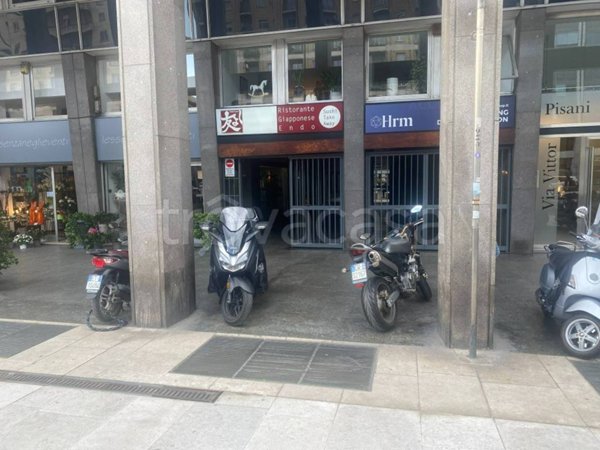 ufficio in vendita a Milano in zona Stazione Centrale