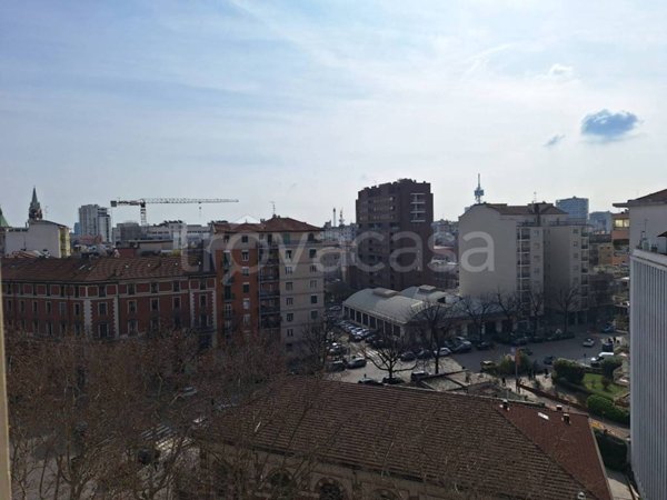 appartamento in vendita a Milano in zona Porta Garibaldi