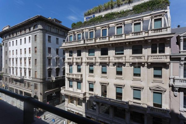 appartamento in vendita a Milano in zona Sant'Ambrogio