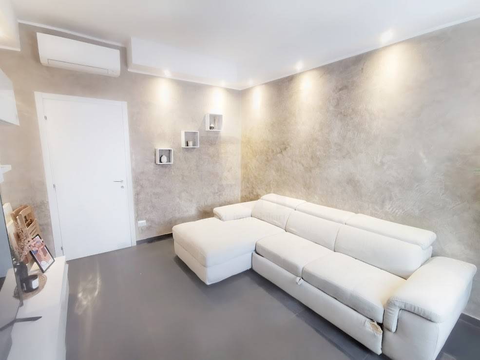 appartamento in vendita a Milano in zona Vigentino