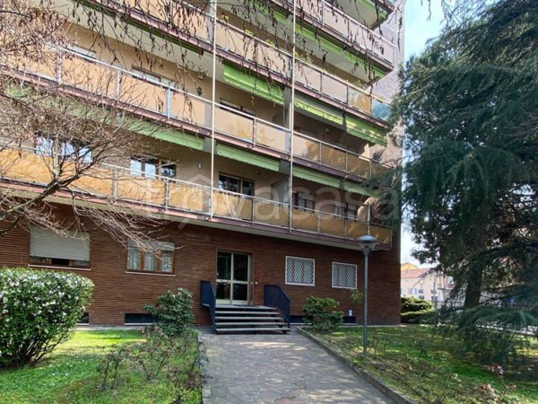 appartamento in vendita a Milano in zona Figino