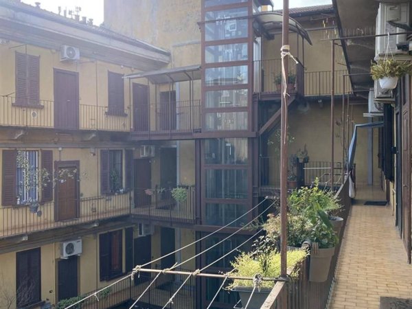 appartamento in vendita a Milano in zona Isola