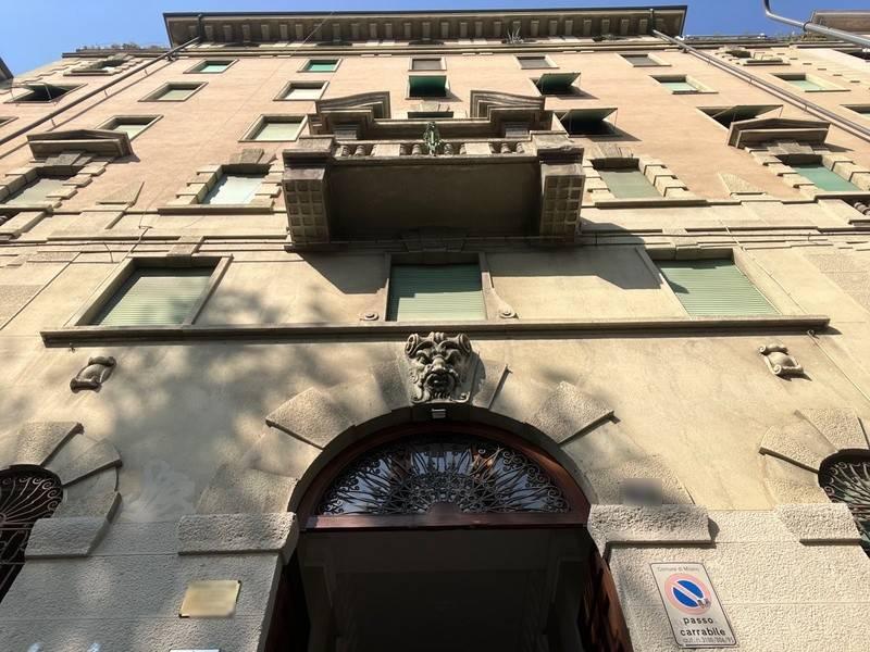 appartamento in vendita a Milano in zona XXII Marzo