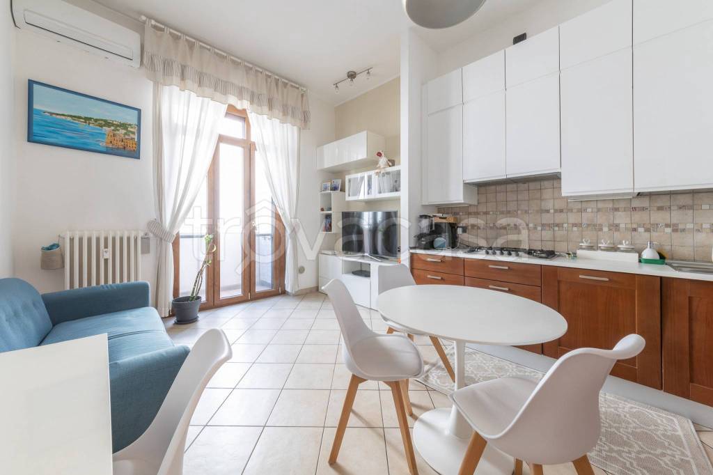 appartamento in vendita a Milano in zona Porta Romana