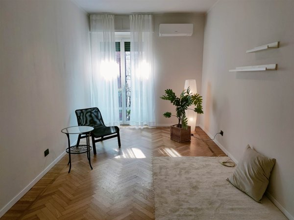 appartamento in vendita a Milano in zona Città Studi