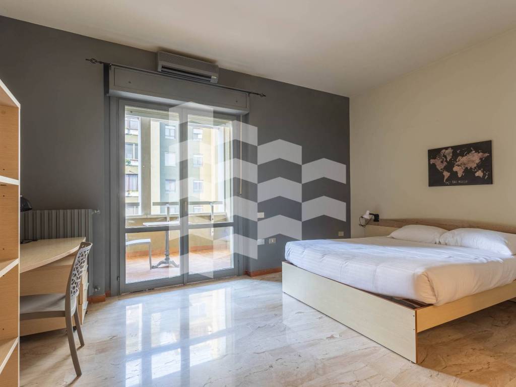 appartamento in vendita a Milano in zona Ronchetto delle Rane