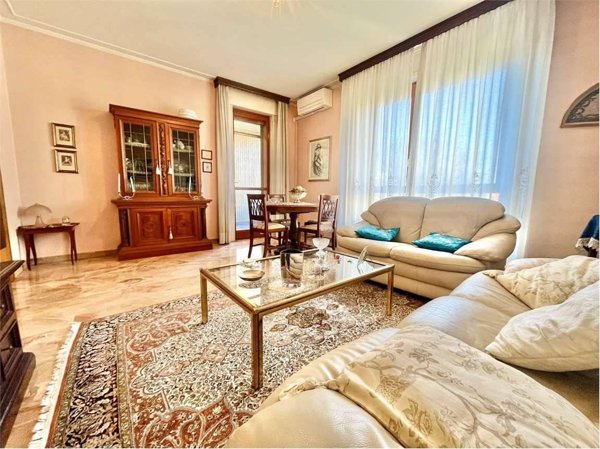 appartamento in vendita a Milano in zona Vigentino