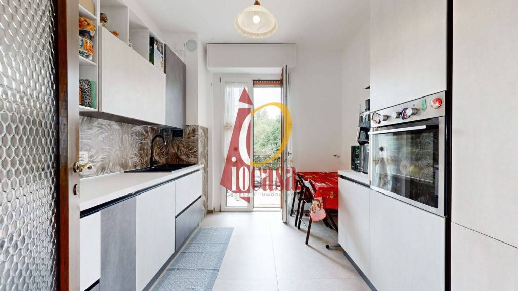 appartamento in vendita a Milano in zona Ponte Lambro